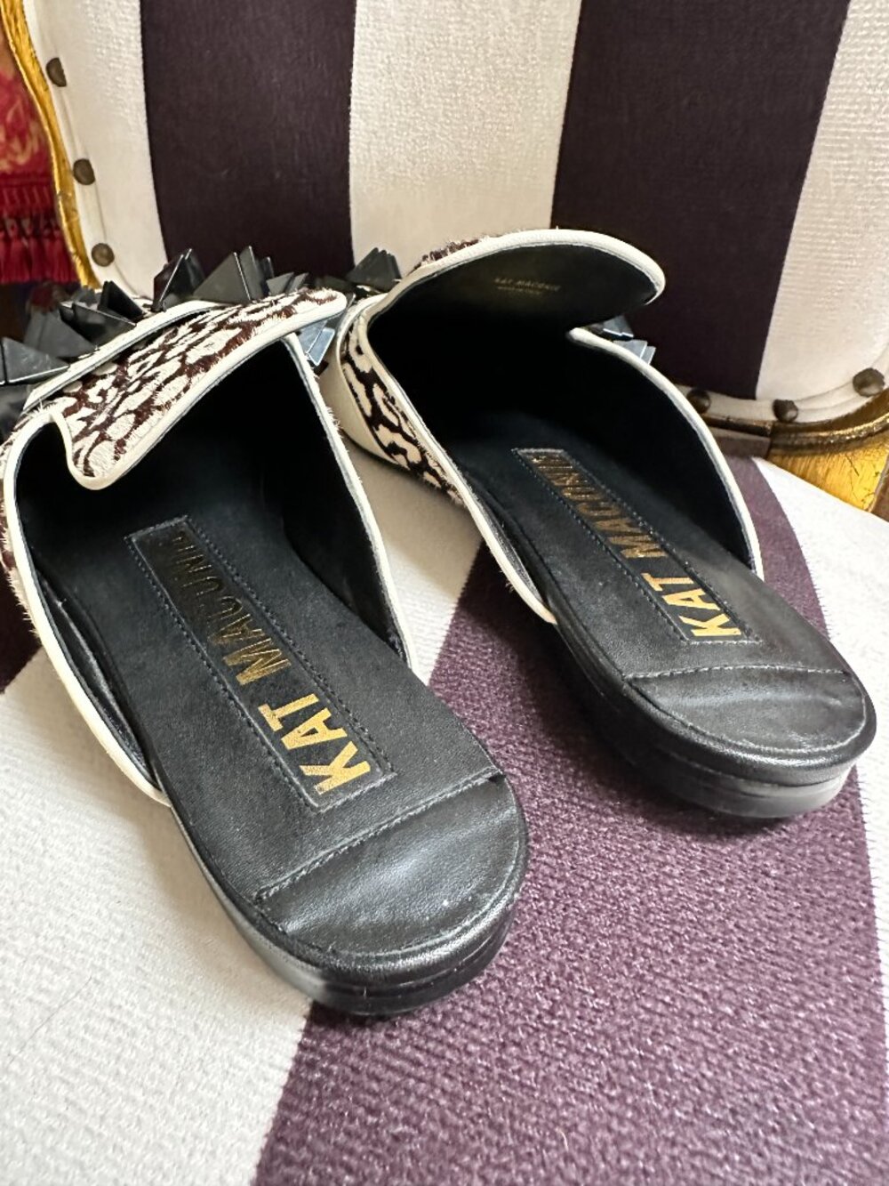 Kat Maconie Issa Black White Calf Hair Pointed Toe Mules Sz 7 - Picture 8 of 11